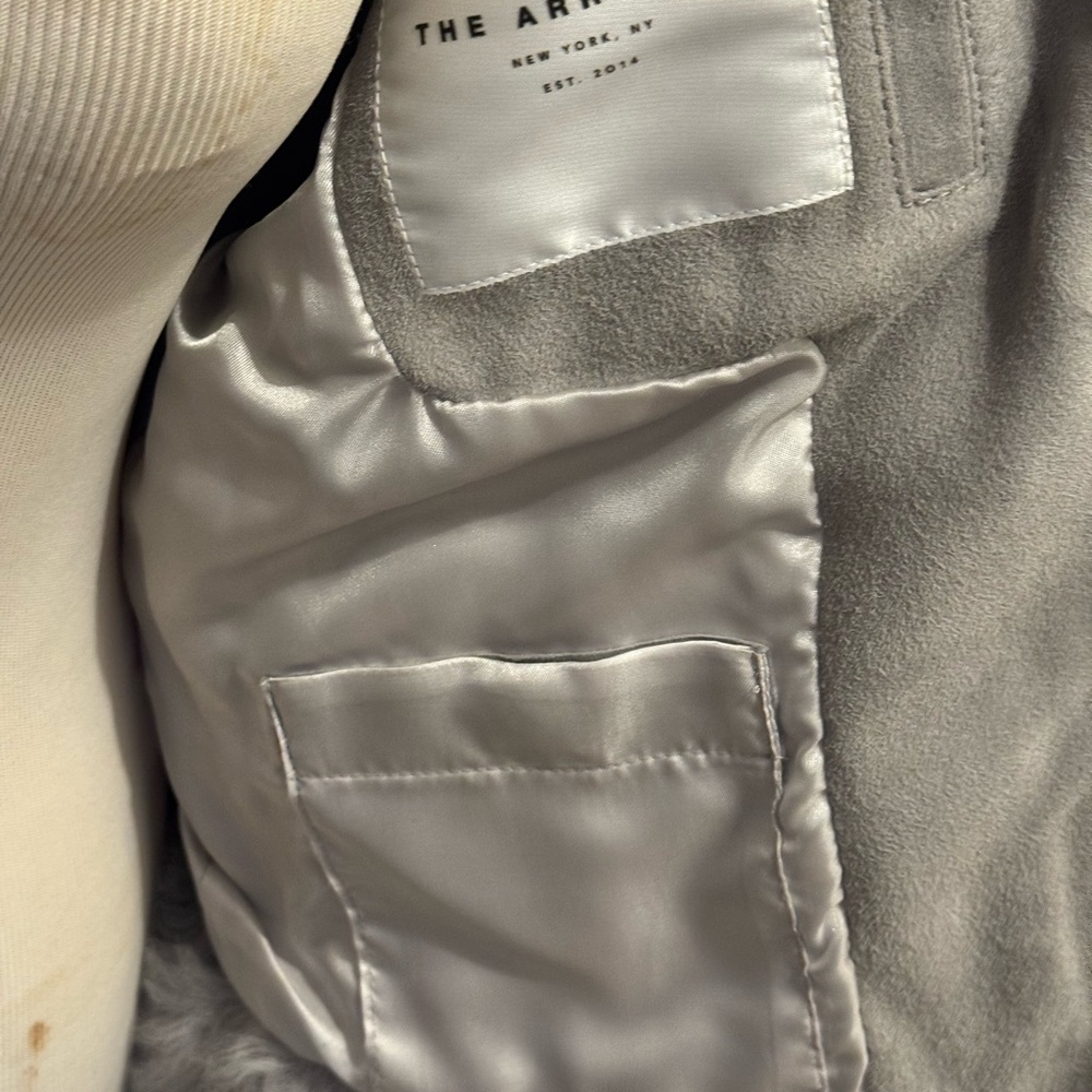 The arrivals Women's Gray Faux Fur Jacket small - Picture 6 of 8